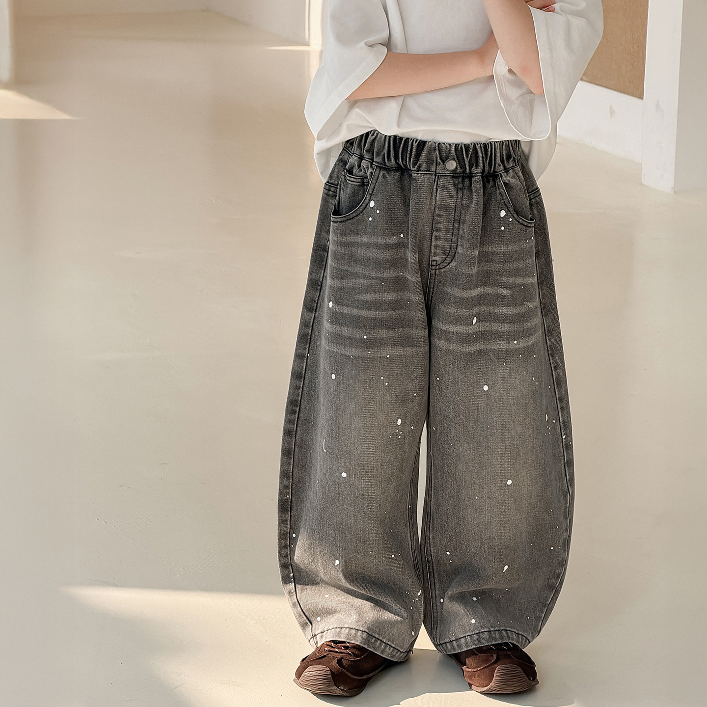 Paint dot scimitar jeans