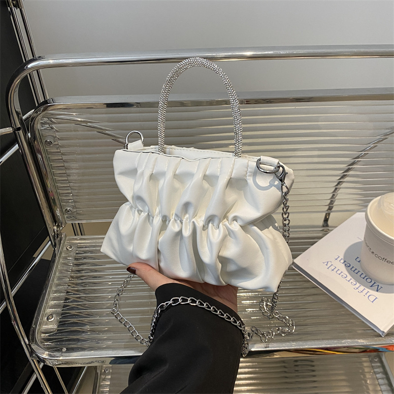 2024 primavera nuevo estilo suave moda plisada cadena bolsa pequeña color caramelo ins bandolera bolso cuadrado pequeño