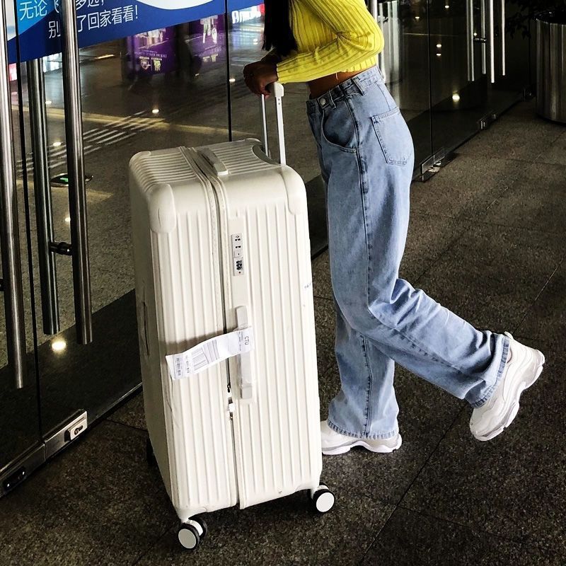 高颜值耐用超大容量方胖子可坐行李箱学生女拉杆箱男密码旅行箱子|undefined