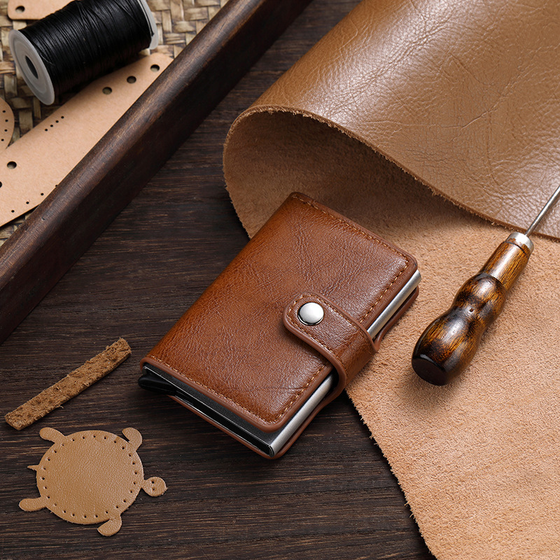 Nuevo tipo de metal automático pop-up bolsa de tarjetas para hombres y mujeres, cartucho anti-magnetizado, caja de tarjetas exquisita y simple, ultra-delgada