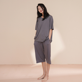 Maternity Pajamas for Women in Summer with Breast Pads, Short-Sleeved Cropped Pants, Belly Support, Adjustable Summer Modal Confinement Clothes