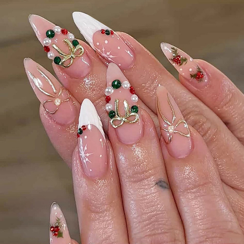 Z-352 Golden Butterfly Christmas False Nails Long Pointed Christmas Snowflake French Bow Wreath Wearable Nail Tips Wholesale Z-352 Golden Butterfly Christmas False Nails Long Pointed Christmas Snowflake French Bow Wreath Wearable Nail Tips Wholesale