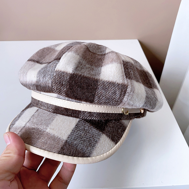 Women's Elegant Simple Style Plaid Wide Eaves Beret Hat display picture 11