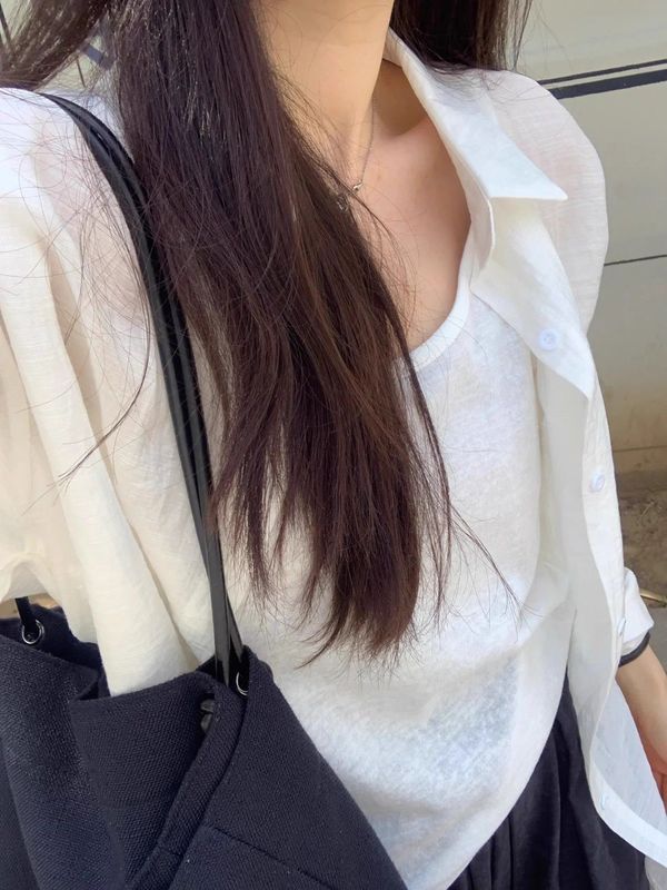 韓国系の白い薄いタイプの日焼け止め長袖シャツの女性の夏服の新型のゆったりした怠惰なシャツのカジュアルコートの上着|undefined