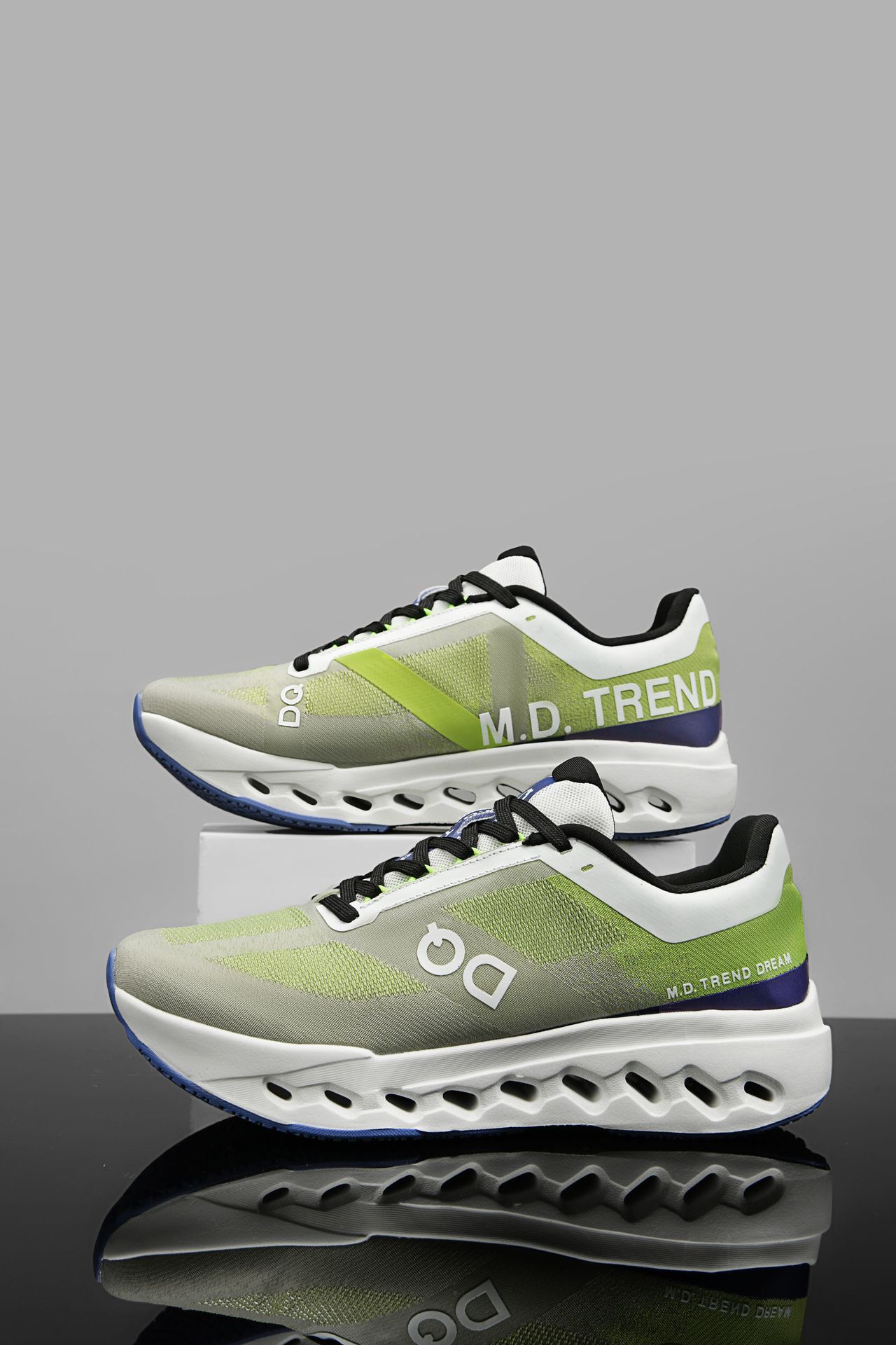 Cross-border 2026 nuevos zapatos de pareja casuales de moda zapatos deportivos de hombre cómodos versátiles zapatos de carrera ligeros de moda