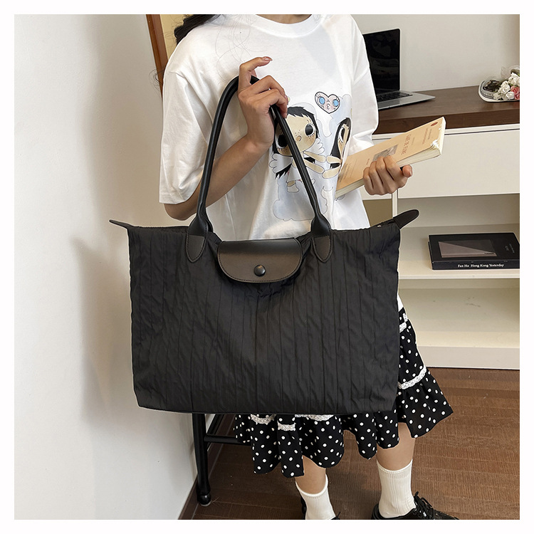 Wrinkled Nylon Handheld Travel Bag Women Large Capacity Single Shoulder Luggage Tote Lightweight Short Trip Business Trip Fitness Storage Bag