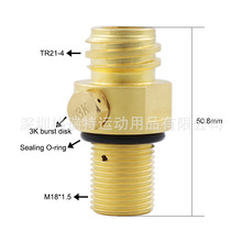 �羳���R�d��؛������һ���K��ˮ��ƿ�y�T���ysoda���~ɫ���y