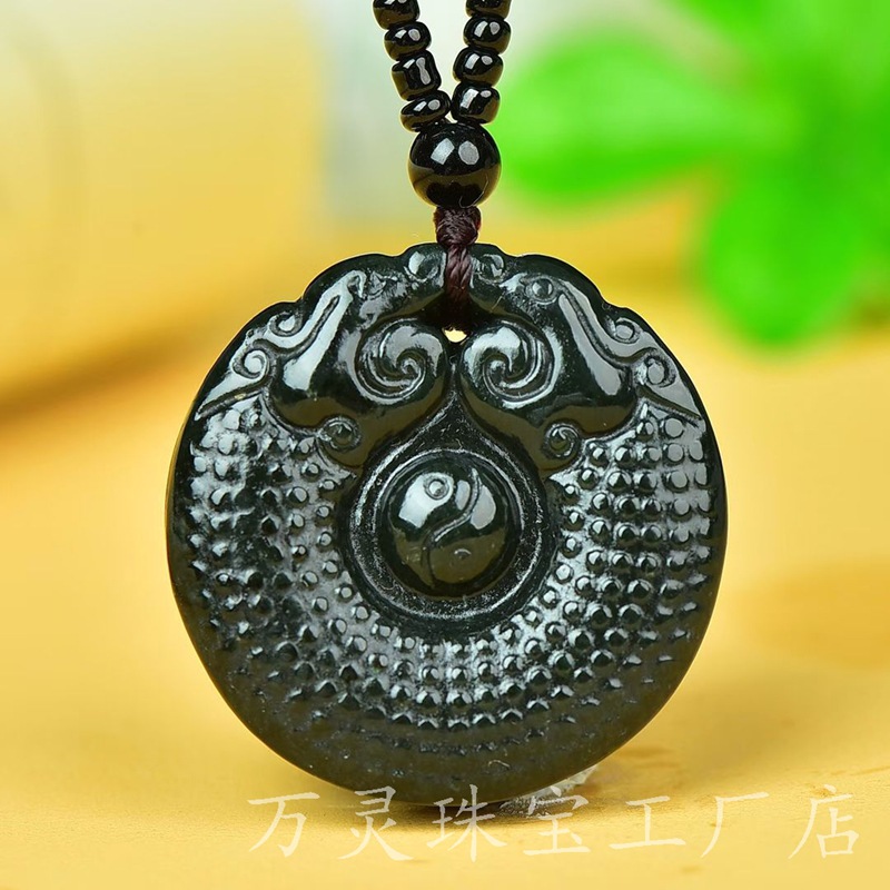和田玉青玉仿古龙圆牌玉石挂坠饰品 男女款和田玉毛衣坠龙挂件
