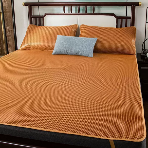Foldable mat