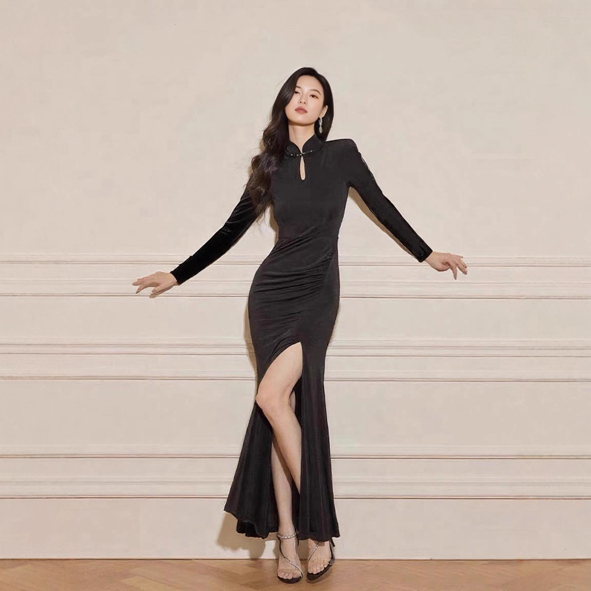 Early Autumn New Chinese Style High Collar Improved Slit Cheongsam New Elegant Elegant Slim Long-Sleeved Fishtail Dress Long Skirt