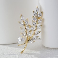 Crystal Glass Horse Eye Wheat Brooch High-end Exquisite Simple New Pearl Pin Versatile Brooch Suit Accessory