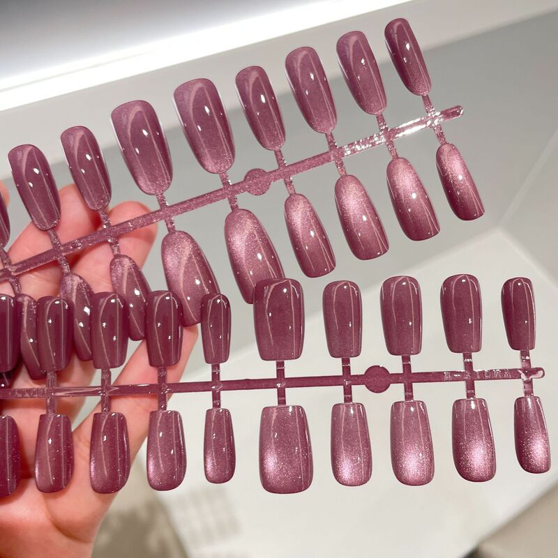 Purple Gradient Wearable Short Nails for Women, Daily Elegant Cat-Eye Prefabricated Nails, Long-Lasting No-Bake Removable Manicure