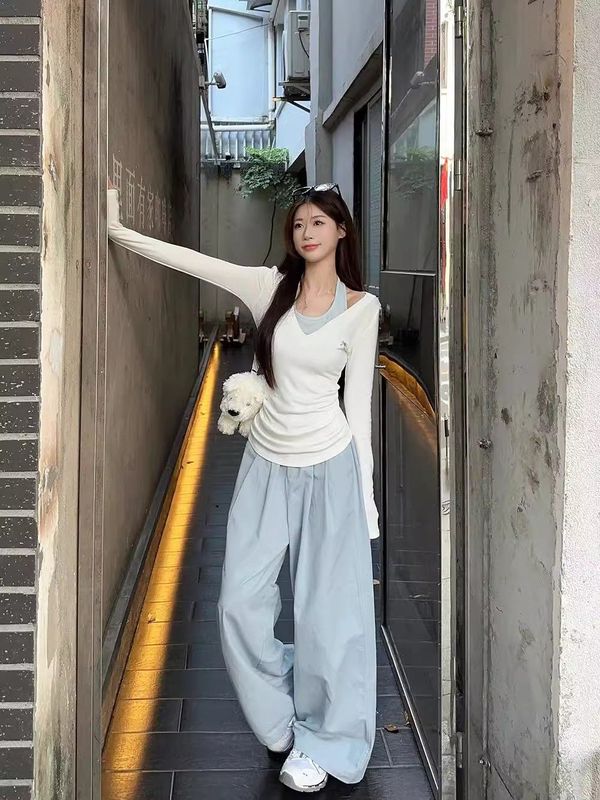 甜辣妹褶皱白色v领长袖T恤挂脖吊带背心两件套女早秋穿搭新款上衣|undefined