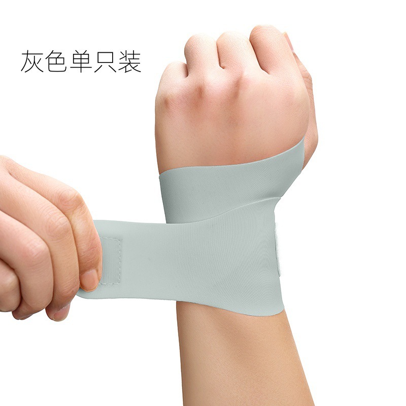 腕の男女の薄い金は腕の腱の鞘の関節のカバーを捻挫して夏の薄い運動のバドミントンのバスケットボールのフィットネスを損ないます。|undefined