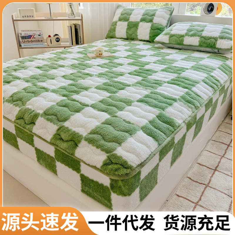 Arctic Velvet Quilted Bed Sheet Single Piece Winter Fleece-Lined Warm All-Inclusive Bed Cover Milk Velvet Mattress Protector Three-Piece Set