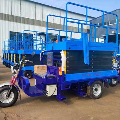 Battery-Powered Three-Wheel Vehicle-Mounted Lift Avtomobil fırlanan platformaları