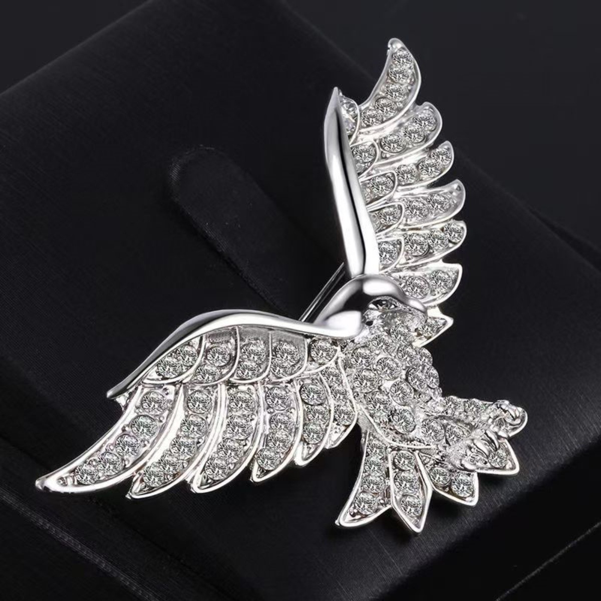Vintage Eagle Brooch For Men With Diamonds - Suit Lapel Pin_voghion.com