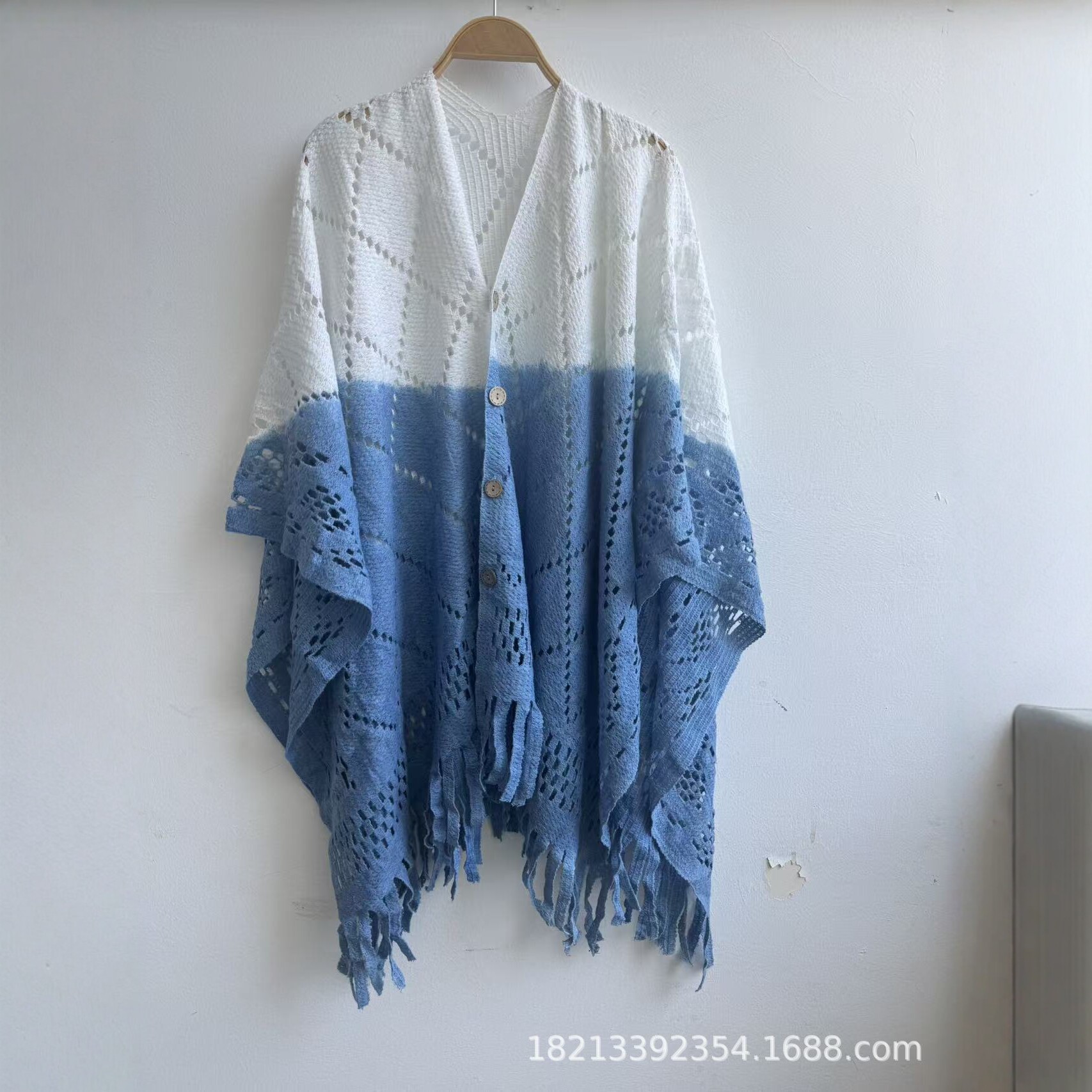 Hand-dyed blue and white knitted shawl with hollowed-out tassels, ethnic-style cardigan for spring and autumn
