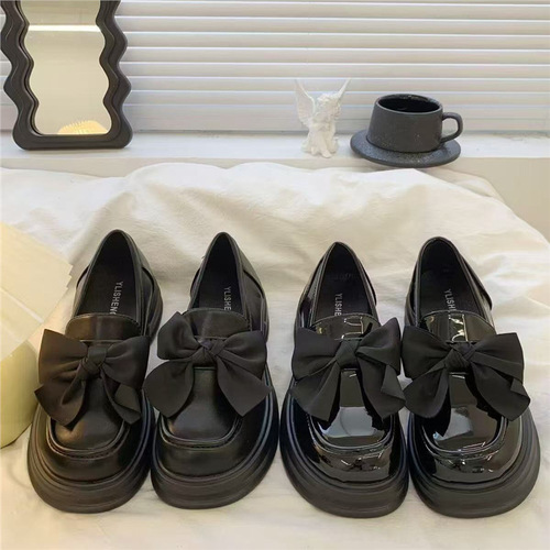 Japanese-style sweet butterfly bow Mary Jane flat shoes for women, 2025 new spring and autumn full-wrap with skirt, JK versatile single shoes