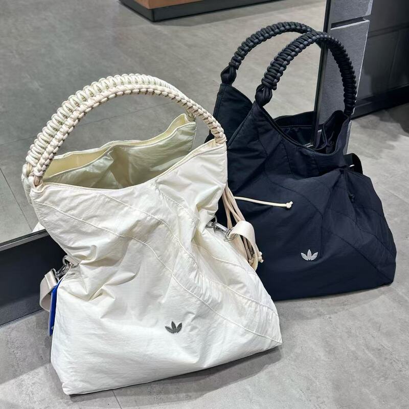 Adidas Trefoil Diamond Pattern Shoulder Bag 2026 New Model Women's Large Capacity Tote Bag Commuter Handbag Large Capacity Adidas Trefoil Diamond Pattern Shoulder Bag 2026 New Model Women's Large Capacity Tote Bag Commuter Handbag Large Capacity