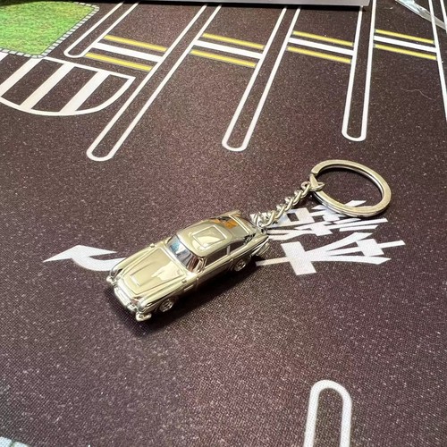 007 Aston Martin DB5 Original 1:87 Jaguar C-X75 Alloy Car Model Keychain