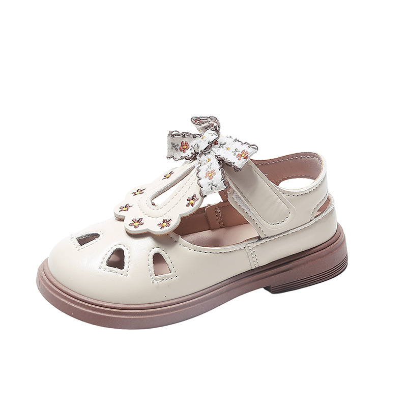 Niñas bordadas zapatos de princesa de arco para niños sandalias de cabeza de verano 2025 nuevo hueco zapatos de moda para niños image 6