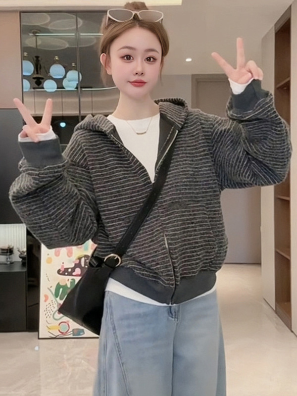 时尚短外套女2025秋季新款时髦洋气减龄显瘦百搭慵懒风连帽上衣潮|undefined