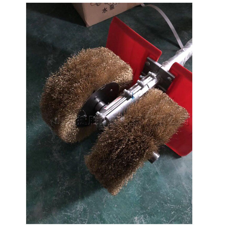 钢管生锈打磨抛光机械手推式汽油钢丝刷除锈设备钢板锈层打磨机