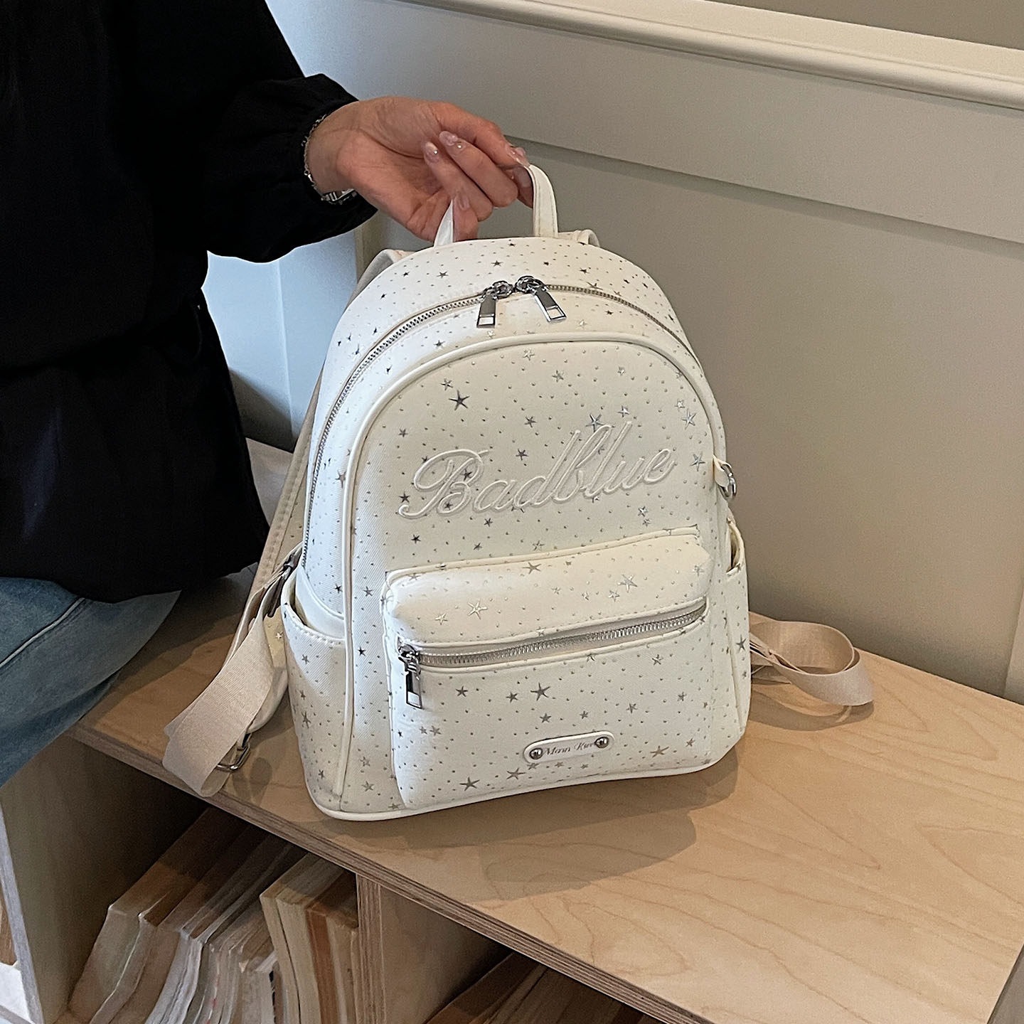Mochila universitaria estrellas ociosas mujeres exquisitas coreanas 2026 estudiantes nueva mochila blanca mochila escolar