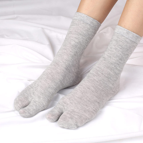 Supply of men's and women's split-toed two-toed split-toe socks, clogs socks, bunion orthopedic split-toe socks, sweat-absorbent floor socks