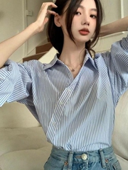 2025秋冬新款茶歇法式设计感上衣不规则蓝色条纹衬衫女设计感小众