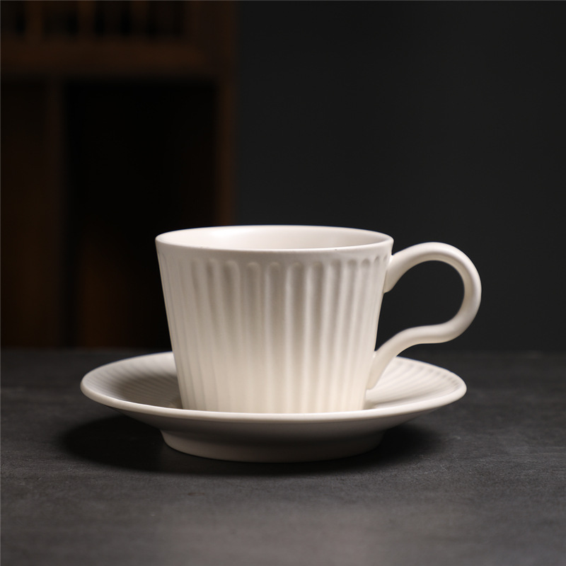 Estilo japonés vintage de cerámica taza de café y platillo traje creativo regalo taza de té de la tarde taza de café de gres