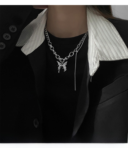 Original Butterfly Pendant Necklace for Women Spring 2024 New Arrival Unique Design High-end Lockchain Accessory