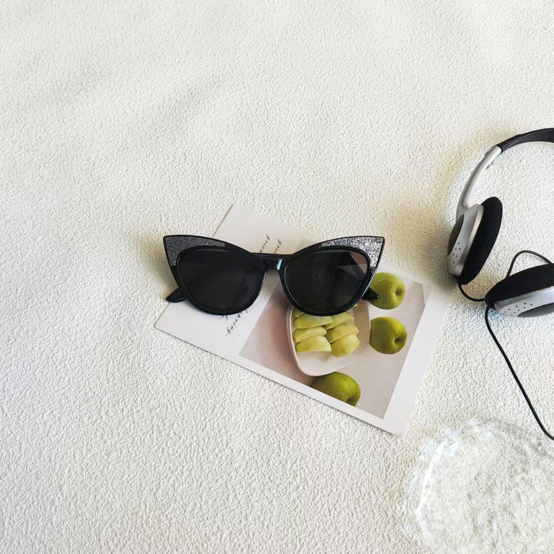 Moda ojo de gato parpadeante personalidad gafas de sol para niños Europa y América transfronterizas gafas de sol para niños al aire libre gafas de sol