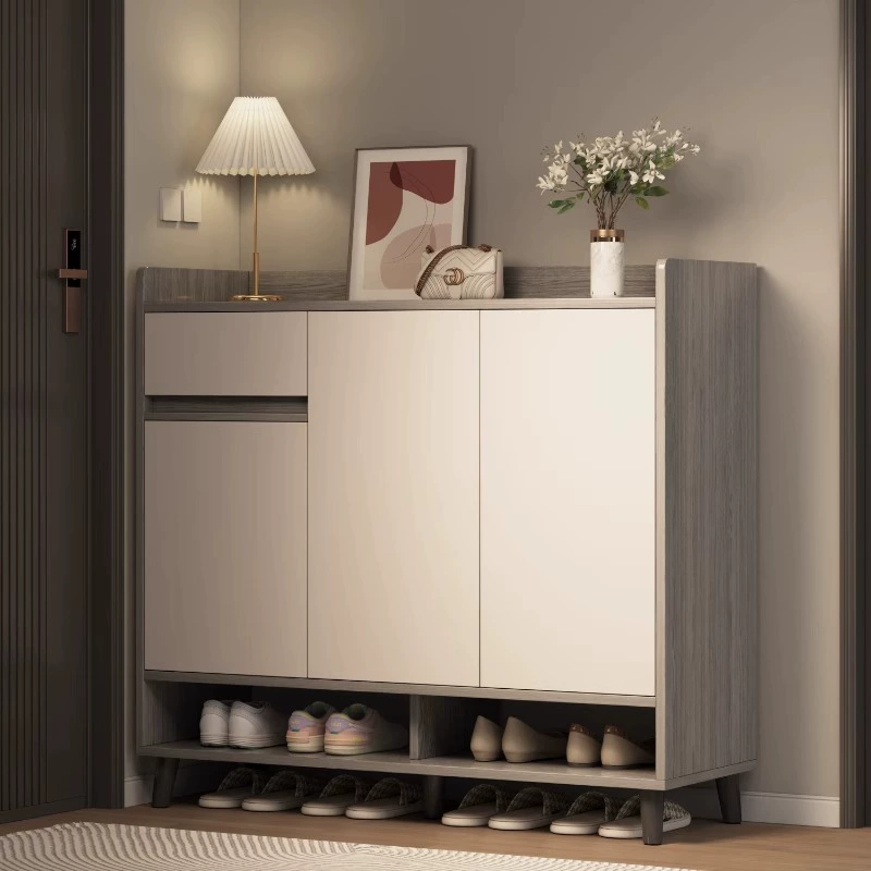 Встроенный в стену шкаф для обуви в прихожую, новая популярная модель 2025 года с дверцей и многоярусной перегородкой из дерева.