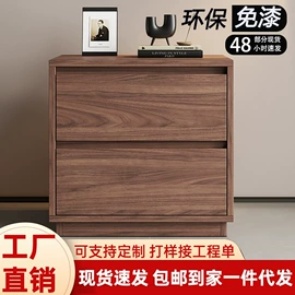 床头柜;皮艺床;梳妆台