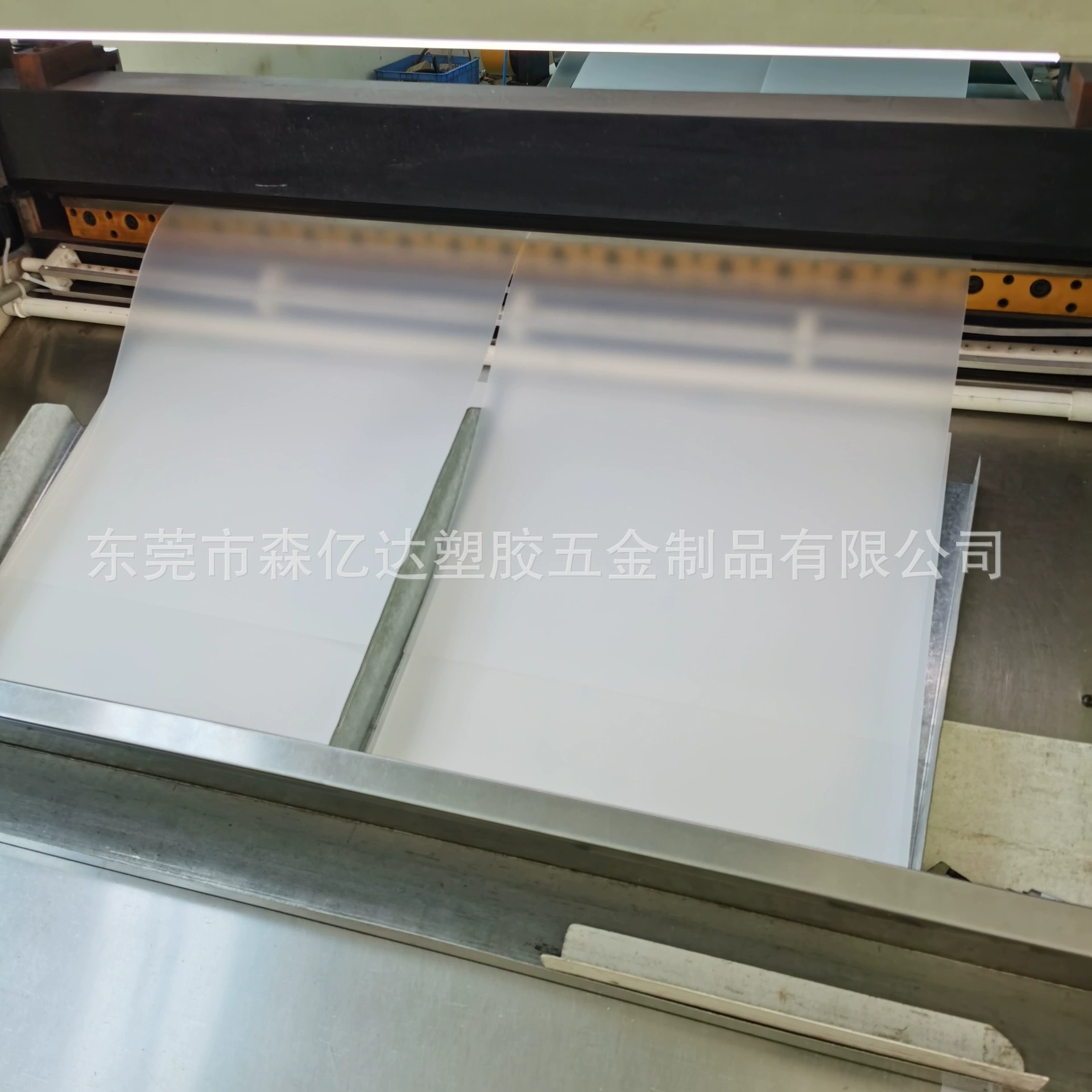 Экологически чистый лист PP спиральный материал саржа PP лист матовый лист PP подарочная коробка