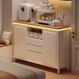 实木床;书架;餐椅