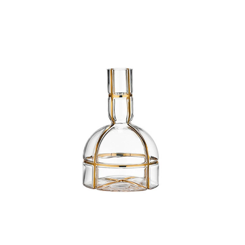 Creative tall decanter, crystal golden water, high quality pocket flask, light luxury style
