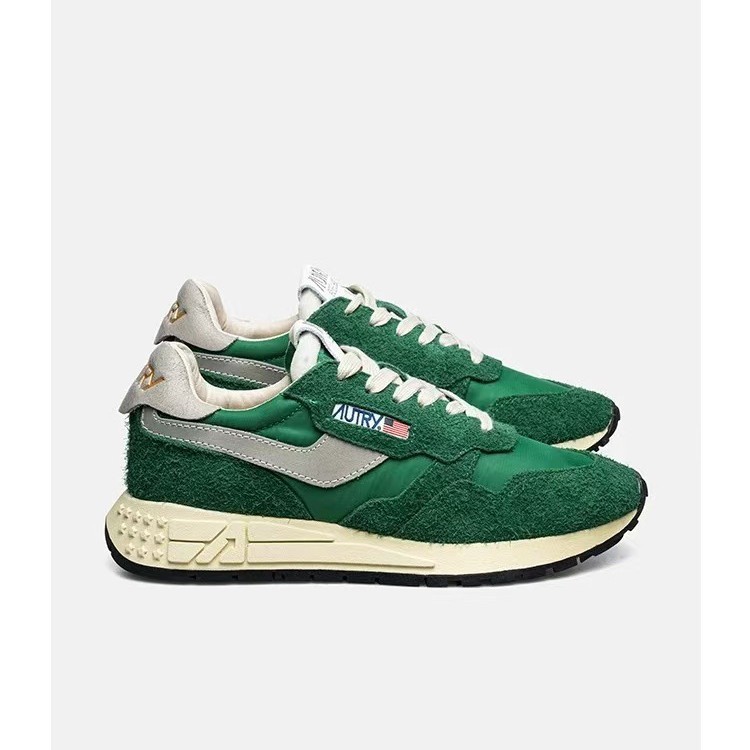 2025 New Shoes Autry White Sneakers Unisex Versatile Spring and Autumn Sports Casual Shoes Sneakers 2025 New Shoes Autry White Sneakers Unisex Versatile Spring and Autumn Sports Casual Shoes Sneakers