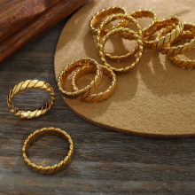 ��ʽins�䵭������ʱ�п����Ȧ��ָ �Ѹֶ�18K��𸴹�����Ʒ