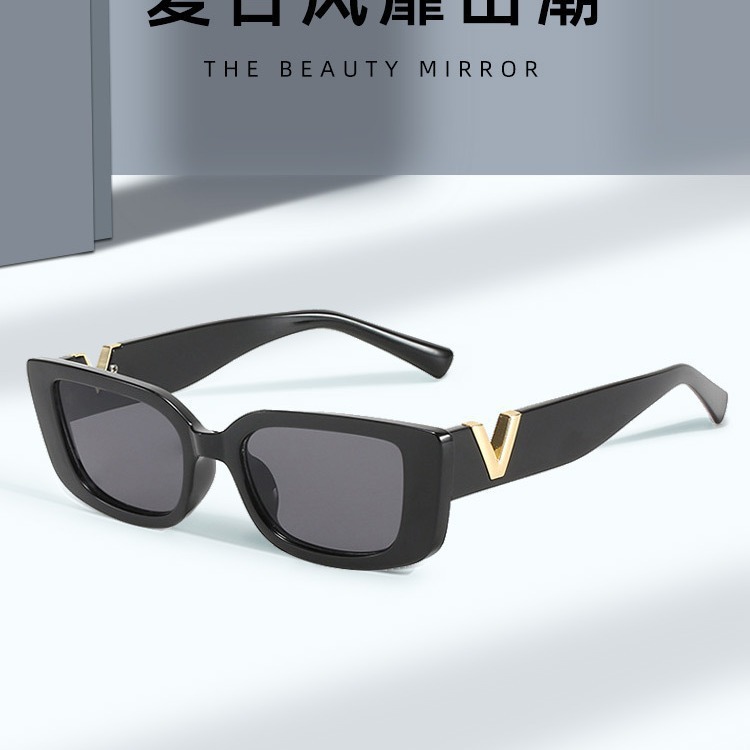 Fashion Trend 2025 New Cross-Border European and American Small Frame Sunglasses Internet Celebrity Ins Same Style Glasses High-End Glasses