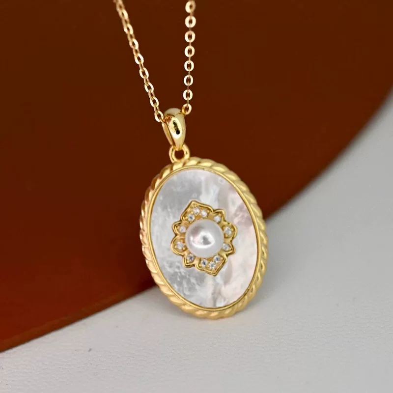 Accessories from pearl, pendant, fashionable necklace, round beads, S925, silver 925 sample, 5-6mm