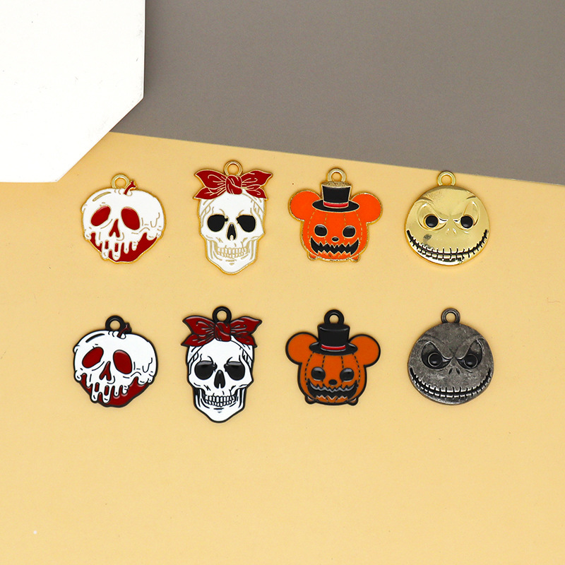25g Weight Pendant Jewelry Making Type 16*30mm, 19 * 21mm, 20 * 23mm Jewelry Making Size DIY Jewelry Accessories Classification 10 PCS/Package Quantity Alloy Material Halloween Festival Pumpkin, Bow Knot, Skull Pattern Enamel Design Cool Style, IG Style Style 10 PCS/Package 16*30mm 19 * 21mm 20 * 23mm Alloy Pumpkin Bow Knot Skull Pendant 5