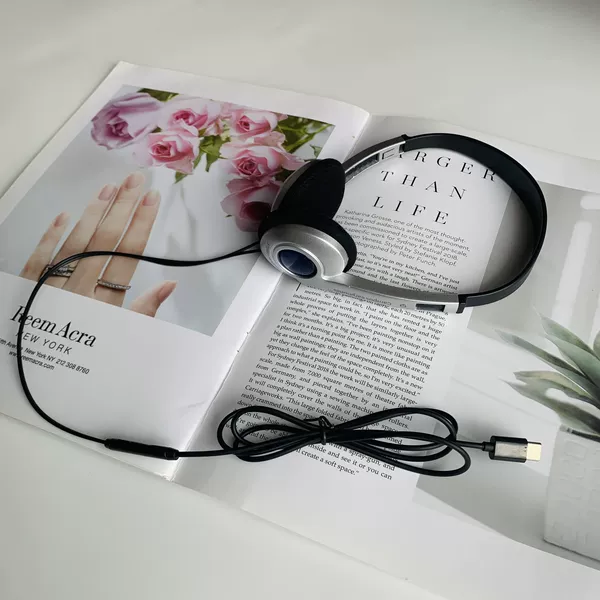 Apple, headphones, iPhone15, upgraded version, with gem