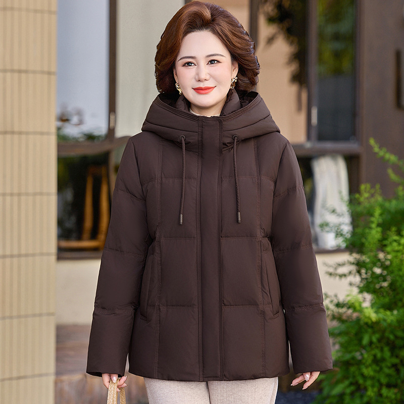 Brand authentic short down jacket for women, 26 winter new fashion hooded warm white duck down coat for petite individuals Brand authentic short down jacket for women, 26 winter new fashion hooded warm white duck down coat for petite individuals