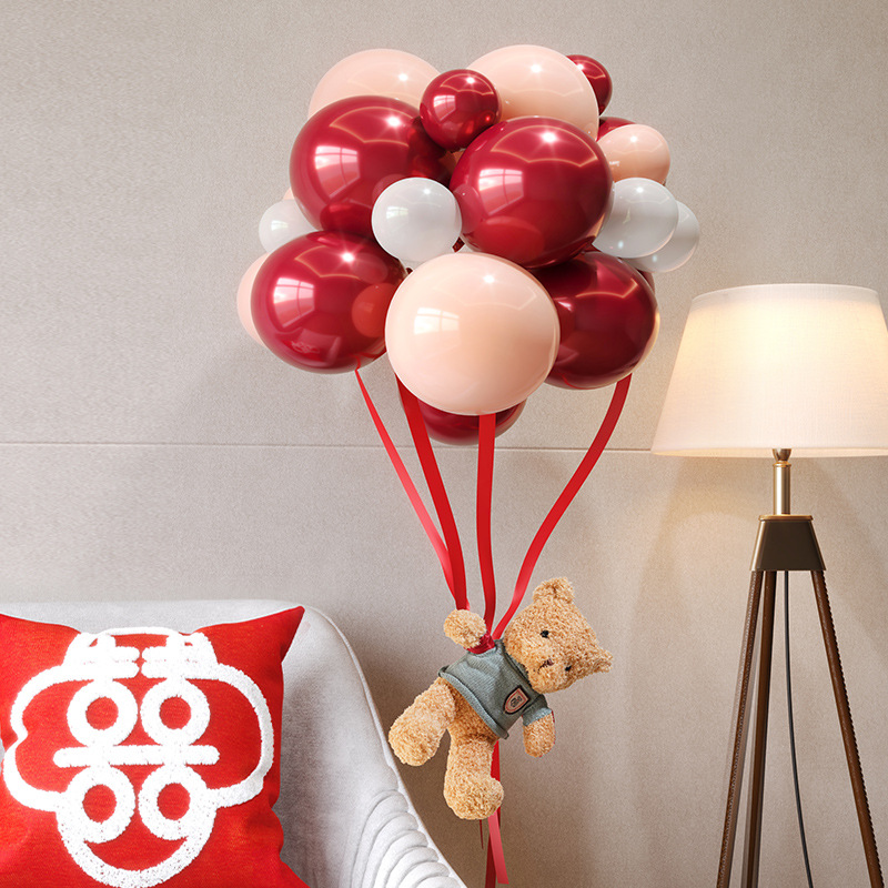 Wedding bear floating in the air balloon new house woman's bedroom ins style engagement room layout wedding scene high-end sense