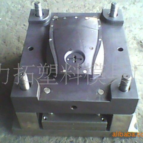 专业提供各种塑料模加工 塑料模具注塑成形 塑胶模模具生产加工