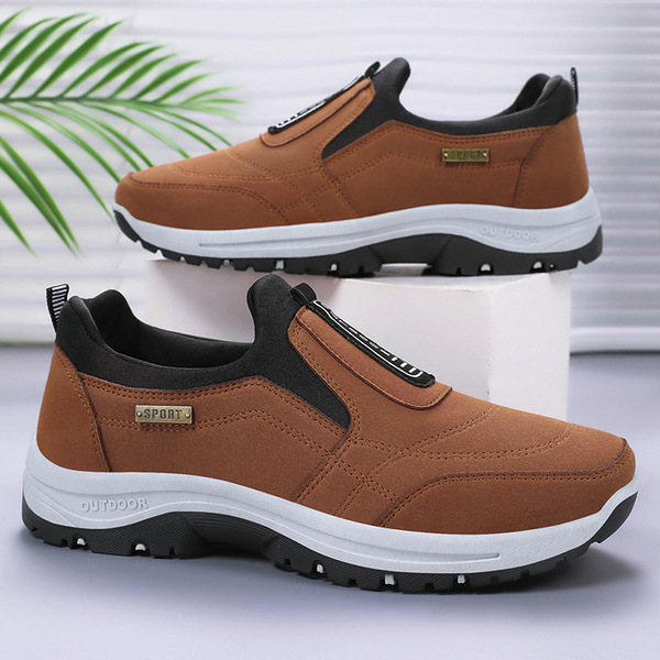 summer casual footwear for leisure