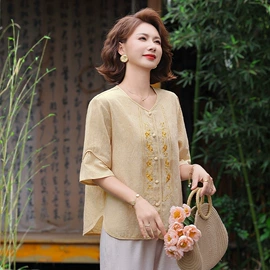 女式针织衫;时尚休闲套装;女式衬衫